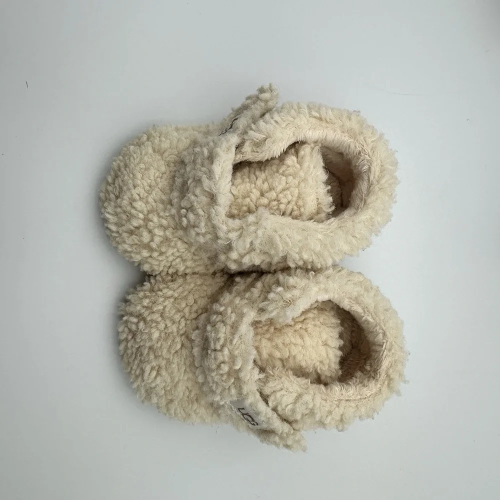 UGG Bixbee Ankle Boots Toddler Natural Curly Faux Fur Slip On Kids Size 2/3